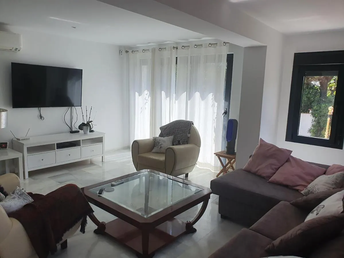 Villa Sea Breeze Marbella