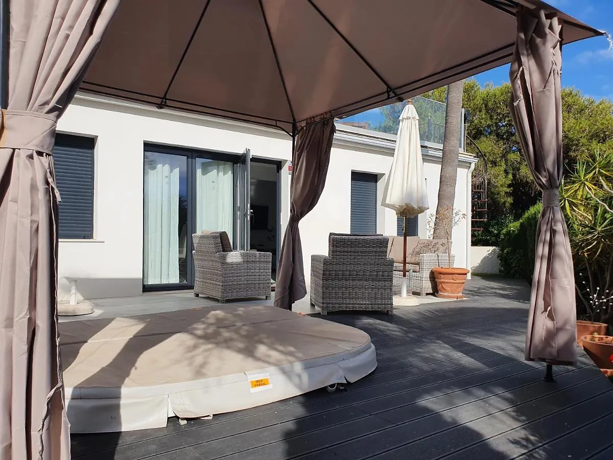 Villa Sea Breeze Marbella